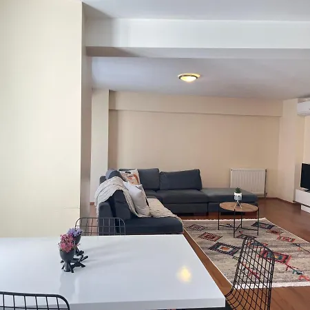 New Studio Apartment, 1br Apartamento